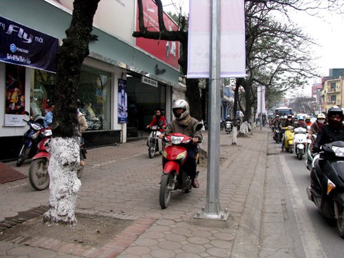 Giao thông Hà Nội khi đổi giờ phá sản