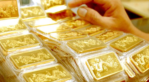 Giá vàng đảo chiều tăng 200.000 đồng/lượng