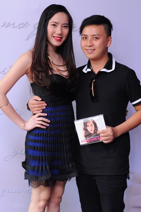 Thúy Hạnh 'tâng bốc' Chung Thục Quyên