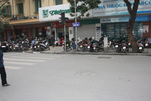 Hà Nội `thúc` tiến độ 33 bãi đỗ xe