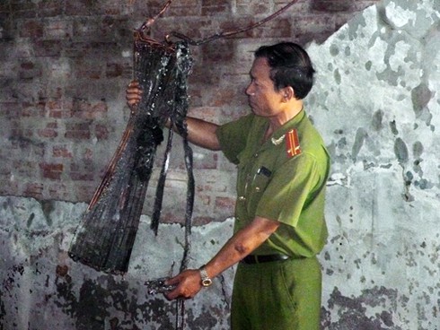 Máy lạnh phát hỏa thiêu cháy văn phòng công ty gi