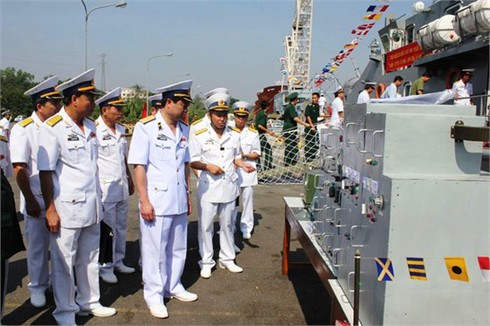 Hình ảnh hùng mạnh Hải quân Vùng 2 ra quân huấn luyện