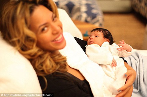 Cha Beyonce thích hát ru cháu ngoại