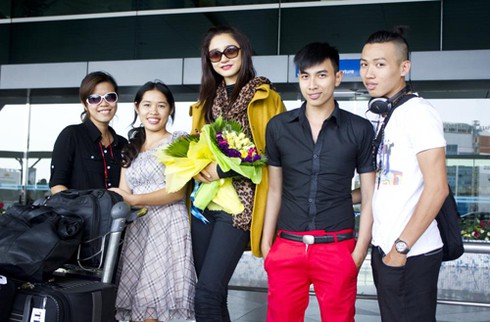 Trà My 'lột xác' trước khi lên đường tới London