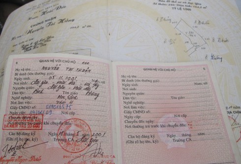 Hà Nội: Một ngày phát hiện bốn vụ mang vũ khí “nóng”