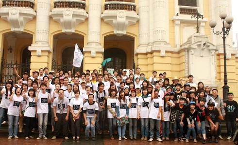 Gần 200 tình nguyện viên đạp xe hưởng ứng Giờ trái đất