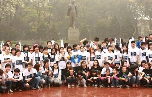 Gần 200 tình nguyện viên đạp xe hưởng ứng Giờ trái đất