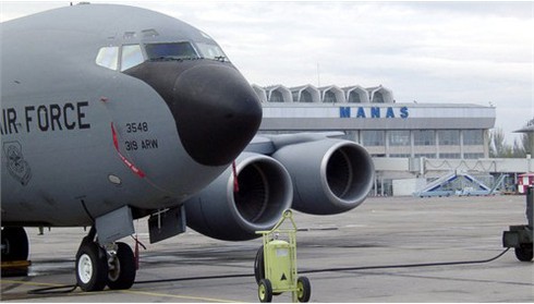 Manas - nơi người Mỹ phải nuốt nghẹn làm thân với Kyrgyzstan (2)