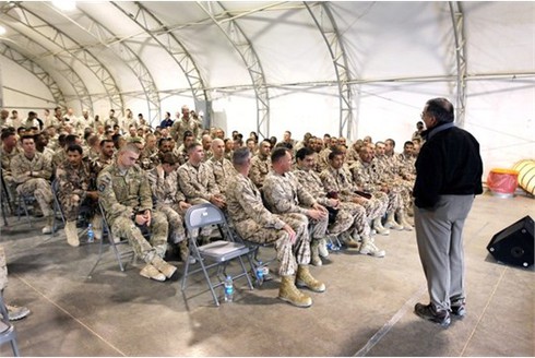 Manas - nơi người Mỹ phải nuốt nghẹn làm thân với Kyrgyzstan (2)