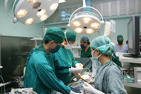 Phẫu thuật thành công khối u kỳ quái