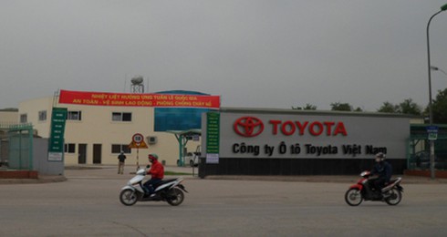 Phiên tòa xét xử vụ kỹ sư Tạch kiện Toyota lại hoãn!