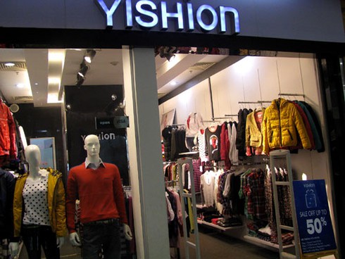 Trung tâm thương mại Hà Nội vắng như… chùa Bà Đanh