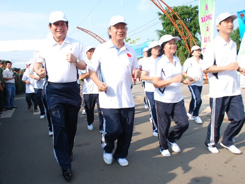 Tây Ninh: Hơn 7.000 người tham gia chạy việt dã