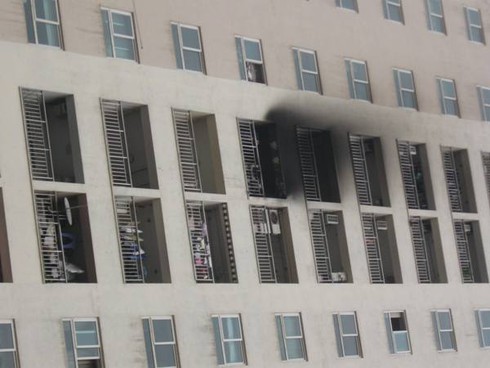 Hà Nội: Cháy tòa nhà 34 tầng, cư dân náo loạn