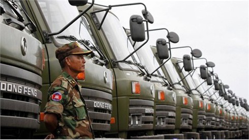 Hình ảnh 257 xe quân dụng Trung Quốc chuyển giao cho Campuchia