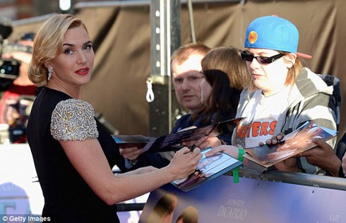 Kate Winslet gặp lại 'người cũ' trong buổi ra mắt Titanic 3D