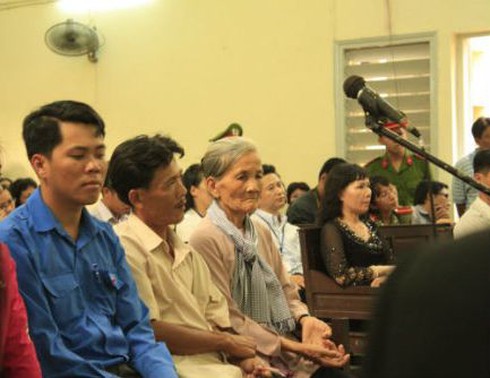 Trực tiếp xử vụ nhà báo bị đốt: Bà Liễu tiếp tục chối tội giết chồng!