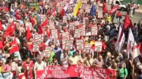 Châu Âu: Biểu tình phản đối chủ nghĩa tư bản