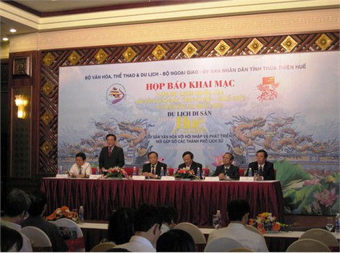 Rực rỡ những lễ hội lớn nhất tại FESTIVAL HUẾ 2012
