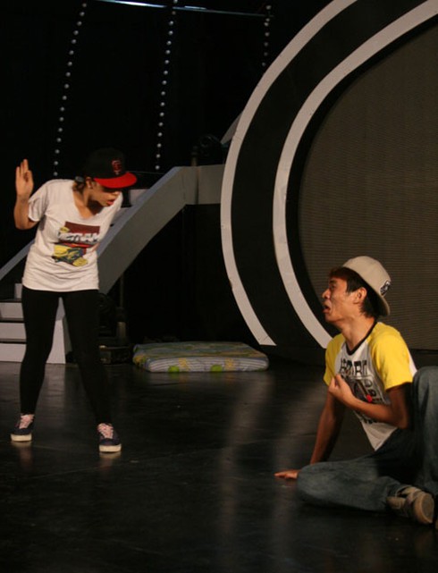 Đột nhập phòng tập của thí sinh Got Talent