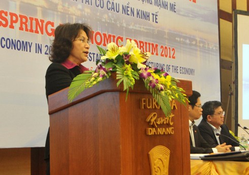 Khởi động mạnh mẽ quá trình tái cơ cấu nền kinh tế Việt Nam