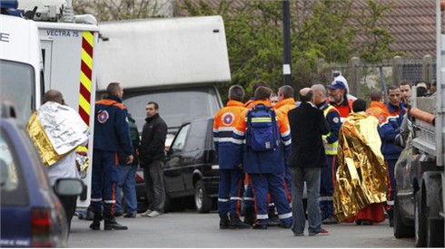 Ngày chủ nhật kinh hoàng của các con chiên Paris
