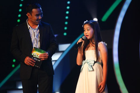 3 giám khảo 'tặng' vé chung kết cho thiên thần Tri Giao