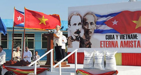 Không ngừng vun đắp tình đoàn kết hữu nghị Việt Nam - Cuba