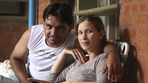 Bé sơ sinh sống sót kỳ diệu sau 12 tiếng nằm trong nhà xác