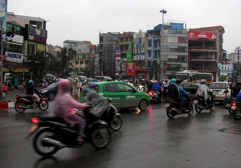 Làm gì để người đi ô tô chấp nhận đóng phí đắt?