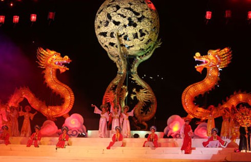 Hình ảnh tuyệt đẹp về Lễ hội Thiên Hạ Thái Bình