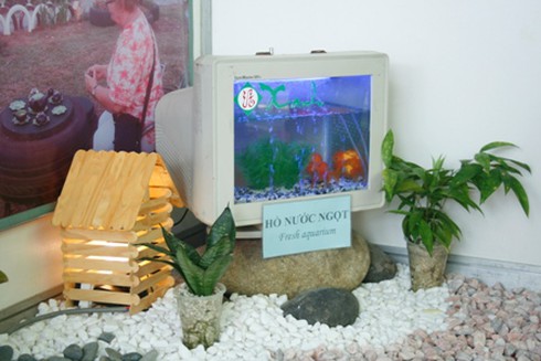 Chiêm ngưỡng những vật phẩm độc từ rác thải