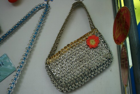 Chiêm ngưỡng những vật phẩm độc từ rác thải