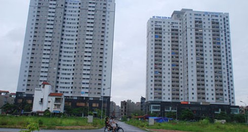 Nhà thu nhập thấp ế ẩm vẫn `cố thủ` giữ giá