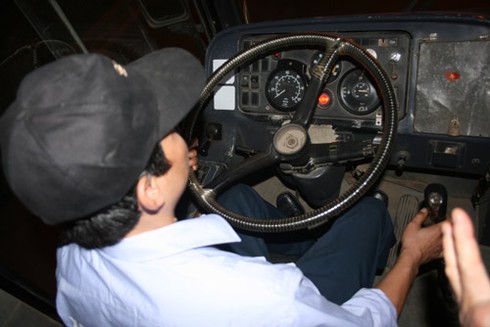 Tăng mức phạt 250% đối với lái, phụ xe buýt vi phạm