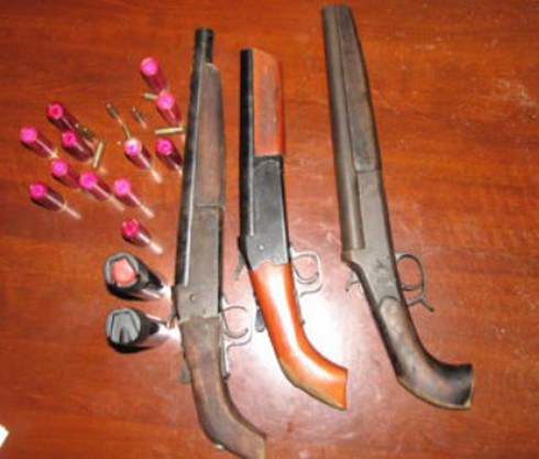 Giang hồ xả súng 'hoa cải' rồi bỏ trốn