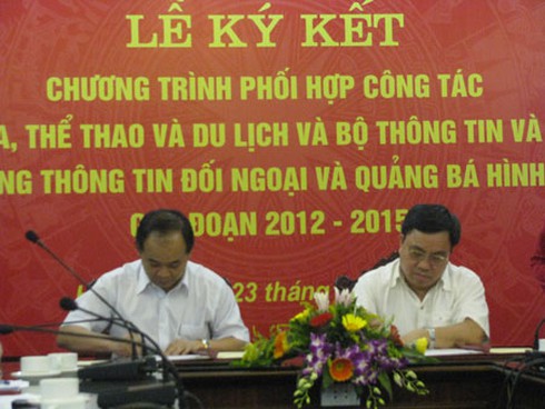 Tăng cường hợp tác thông tin đối ngoại