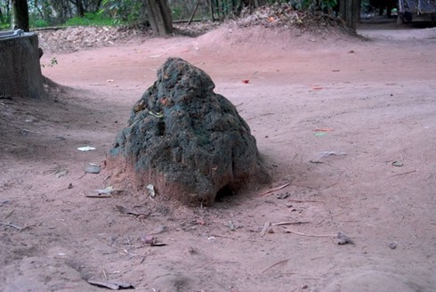 Khám phá địa đạo bí hiểm Củ Chi