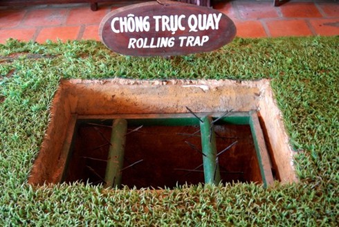 Khám phá địa đạo bí hiểm Củ Chi