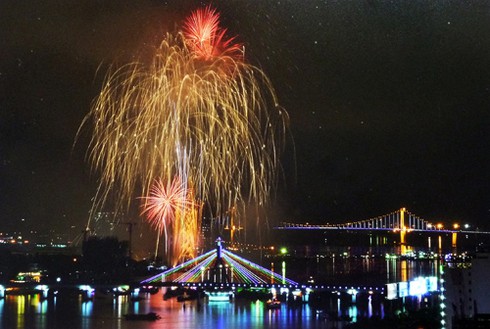 Nhận diện các nhà vô địch pháo hoa tại DIFC 2012