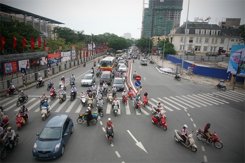Giao thông Thủ đô bình yên ngày đầu tuần