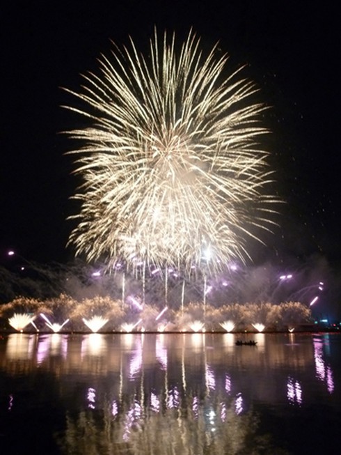 Italia giành quán quân các nhà vô địch pháo hoa