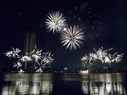 Italia giành quán quân các nhà vô địch pháo hoa