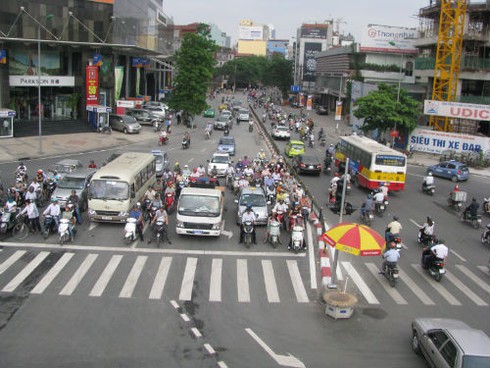 Cầu vượt ngàn tỷ hết thời?
