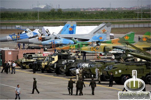 Khai mạc triển lãm vũ khí KADEX - 2012 tại Kazakhstan