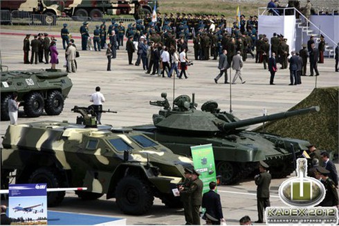 Khai mạc triển lãm vũ khí KADEX - 2012 tại Kazakhstan