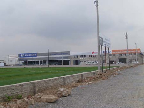 Khu liên hợp thể thao hay Khu công nghiệp?