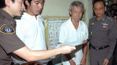 Người nhắn tin 'xúc phạm' Hoàng gia Thái Lan chết trong tù