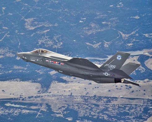 Đài Loan chuyển sang mua F-35 để `cân sức` với Trung Quốc?