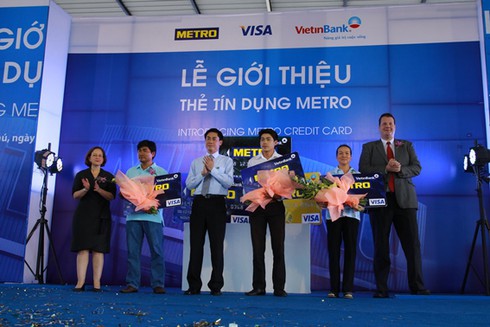 Metro Việt Nam ra mắt thẻ tín dụng hỗ trợ khách hàng